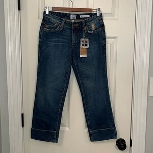 NWT Salt Works Avenue A Crop‎ Asbury Jeans 25 Cuffed Low Rise Medium Wash